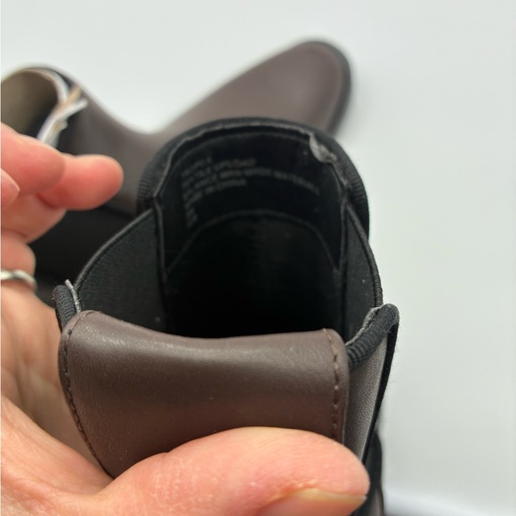 NWT Areosoles brown Chelsea boots - Picture 4 of 6